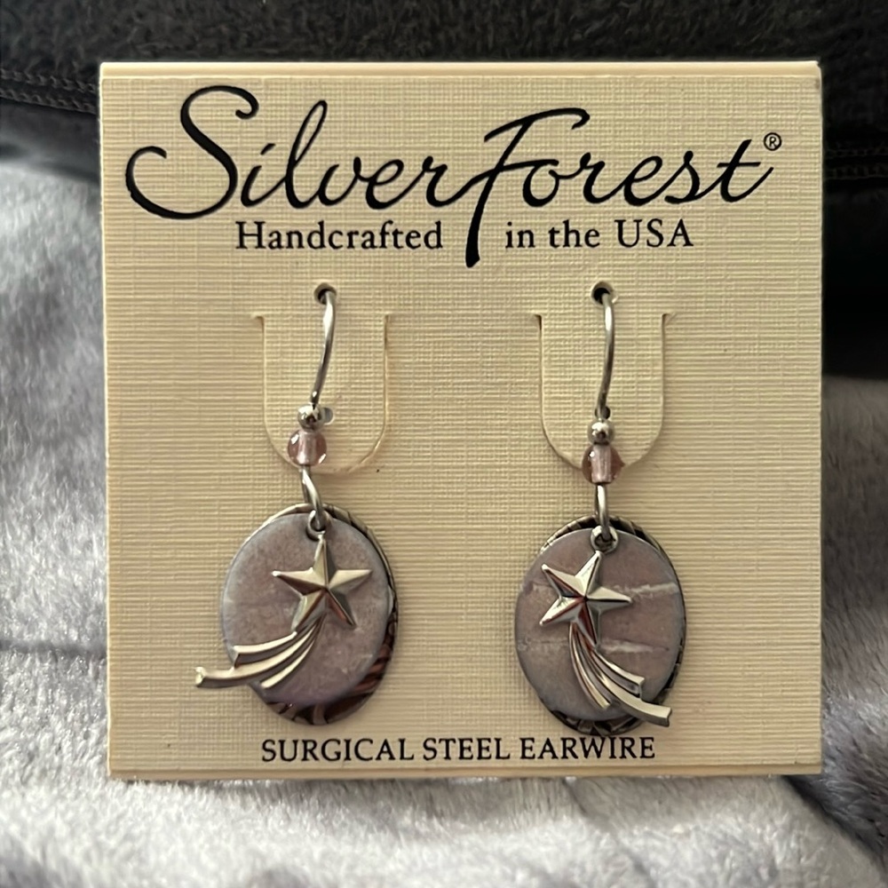 Silver light purple star earrings